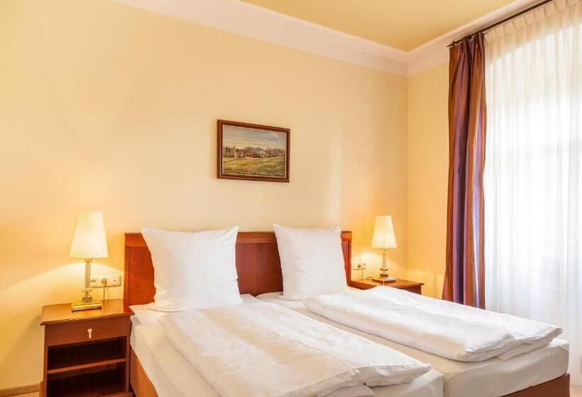 غرفة قياسية, Schloßhotel Althörnitz