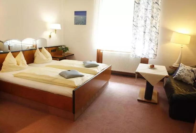 コンフォートルーム, Villa Brenner