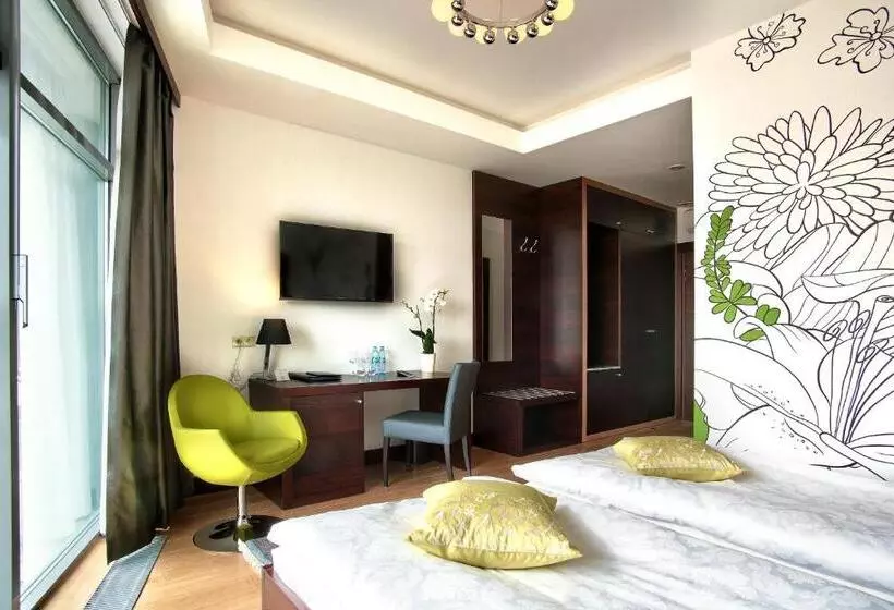 اتاق لوکس یک تخته, Boutiquehotel Aristo