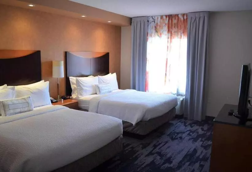 キングサイドベッドのスタンダードワンルーム, Fairfield Inn & Suites By Marriott Sault Ste. Marie