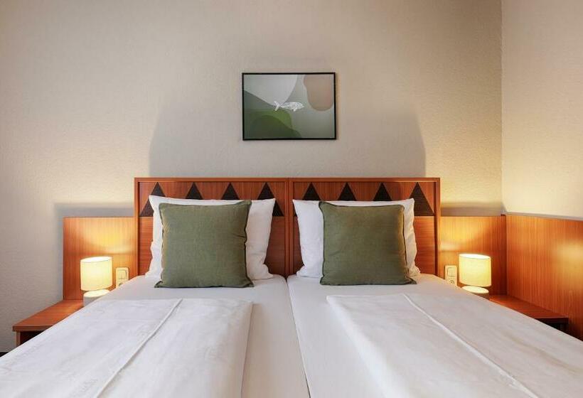 Quarto standard, Fischzucht   By Homekeepers