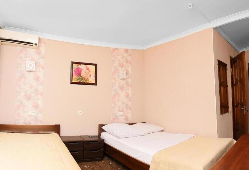 חדר קומפורט, Green City