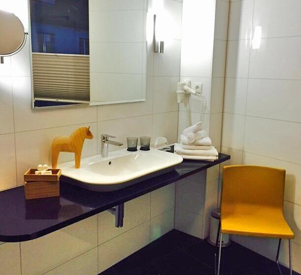 Семейный Номер, Greifensteiner Hof