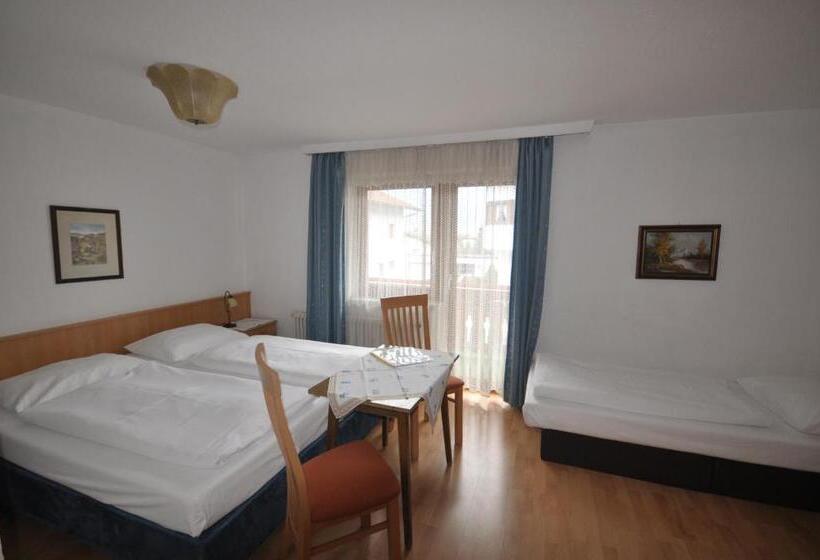 Номер Стандарт Трехместный, Gästehaus Pension Edelweiss