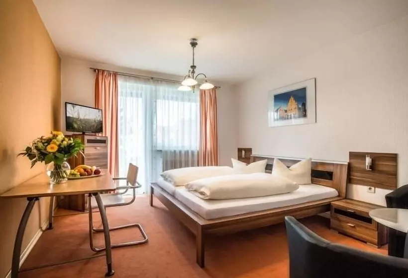 اتاق استاندارد, Landhotel Weißer Hahn