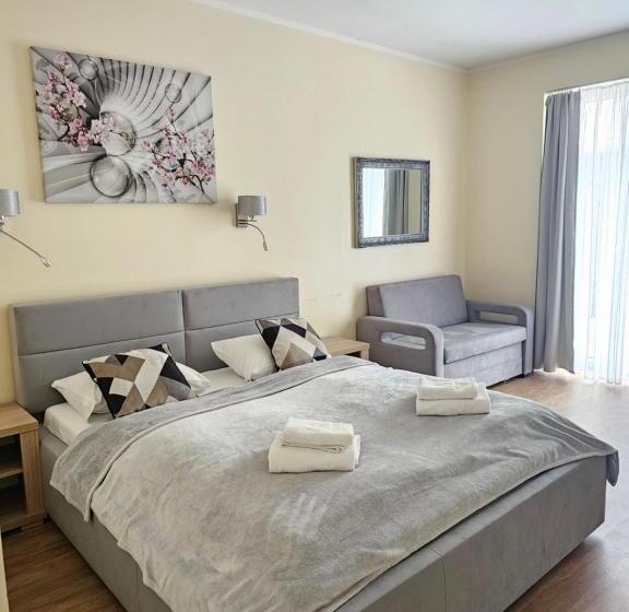 低层单卧公寓, Lazur Apartamenty