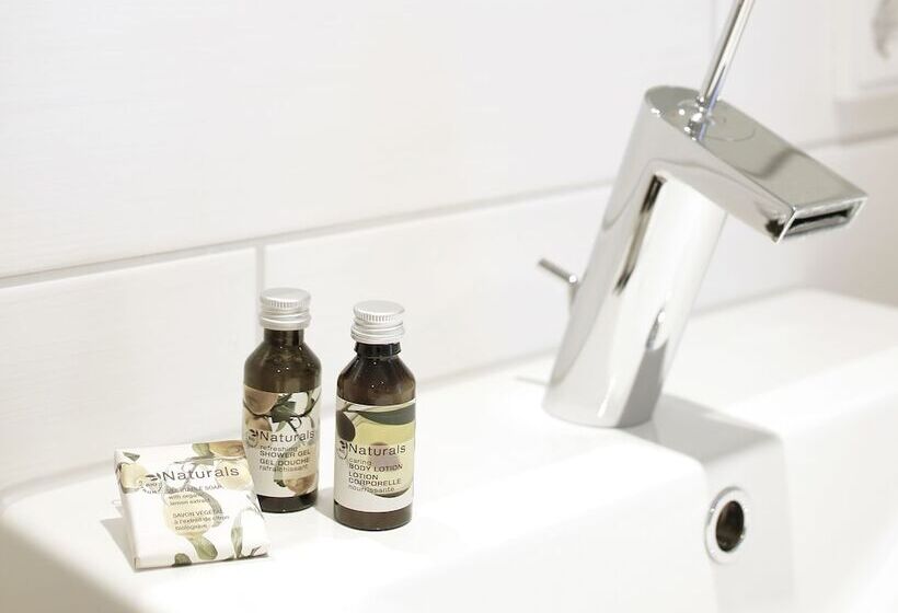 舒适型房间, Limes