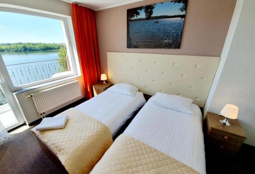 اتاق استاندارد با چشمانداز دریاچه, Mazuria Country & Spa