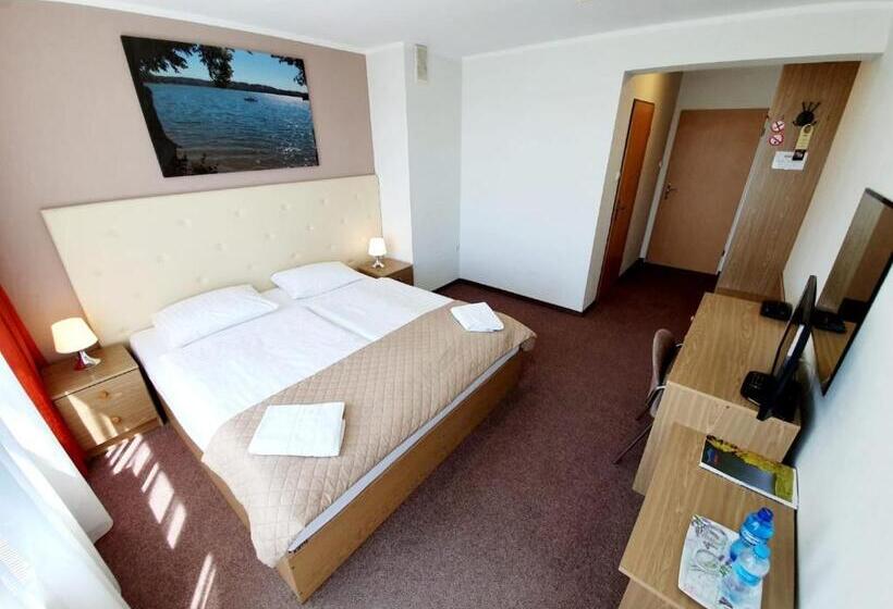 اتاق استاندارد با چشمانداز دریاچه, Mazuria Country & Spa