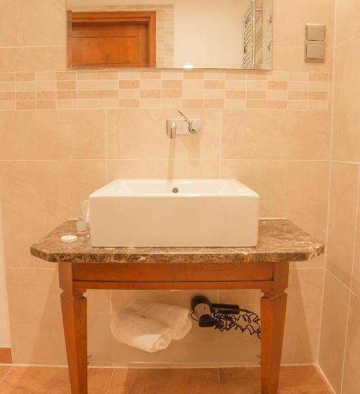 آپارتمان 1 خوابه, Rejs