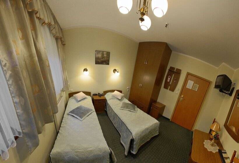 标准间, Podzamcze