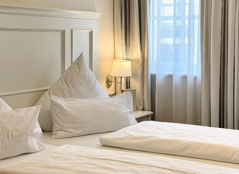 Номер Стандарт, Restaurant Annesophie