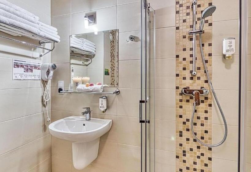 Семейный Номер, St Lukas Medical & Spa