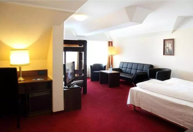 ファミリールーム, Lobinger Hotel Weisses Ross