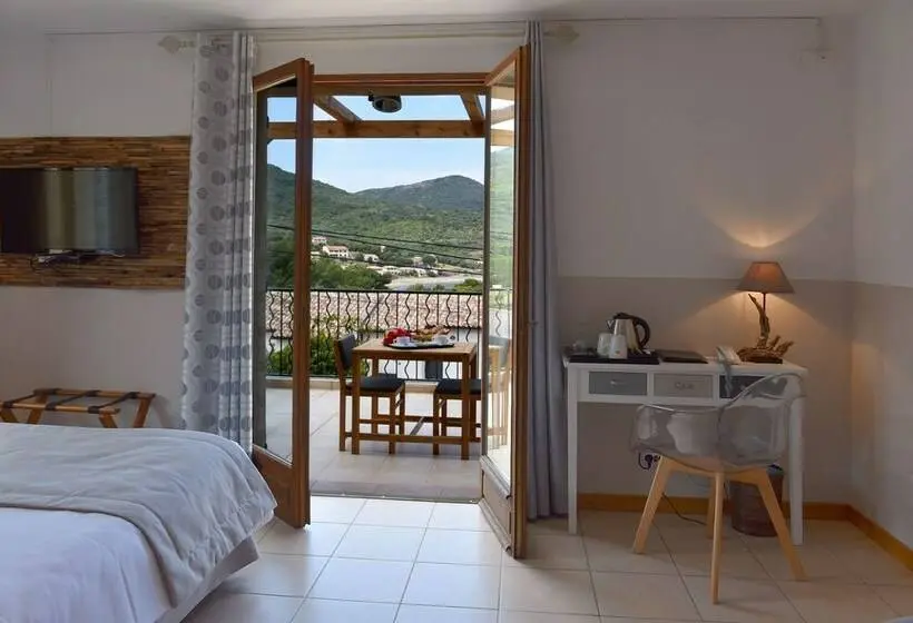 コンフォートルーム, Hôtel Palazzu Et Spa Adults Only