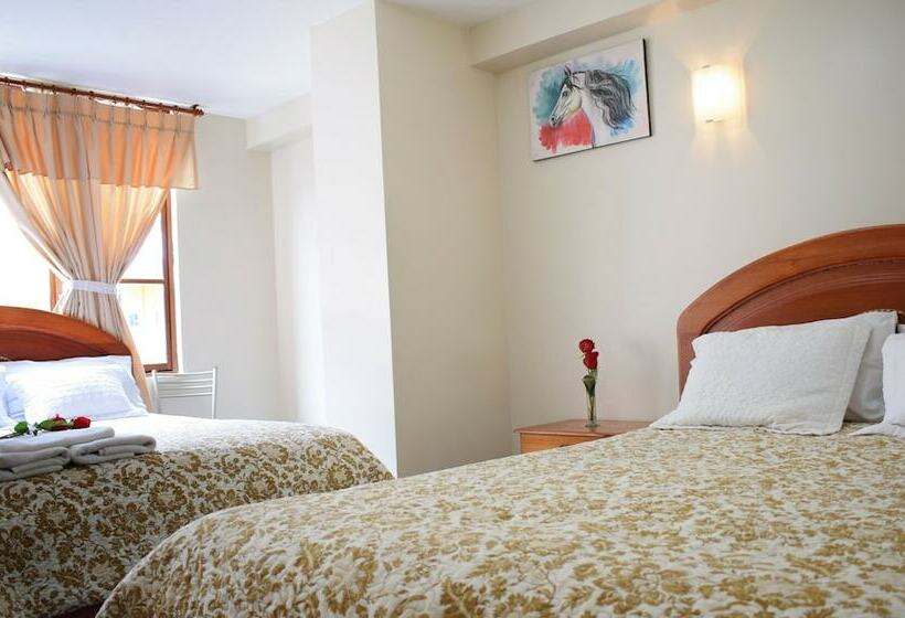 家庭间, Hostal Plaza By Elvita