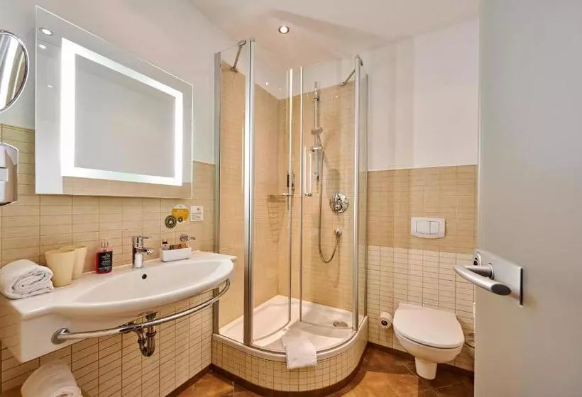 Camera Standard, Genusshotel Wenisch