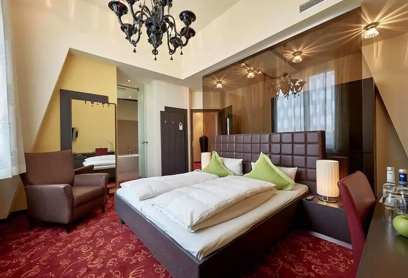Suite, Genusshotel Wenisch