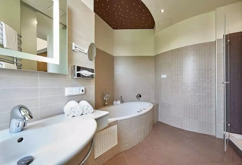 Suite, Genusshotel Wenisch
