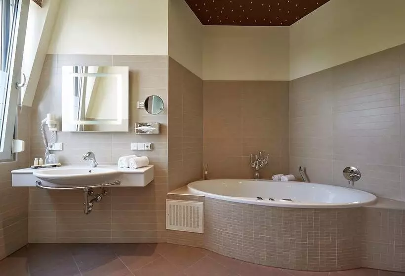 Suite, Genusshotel Wenisch