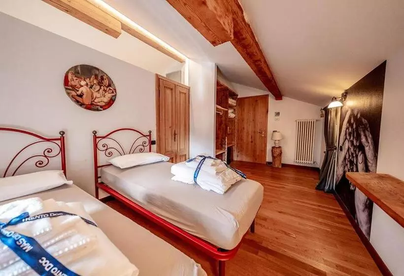 اتاق استاندارد چهار تخته, Agriturismo Mas Dei Chini