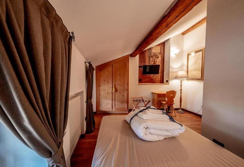 اتاق استاندارد یک نفره, Agriturismo Mas Dei Chini