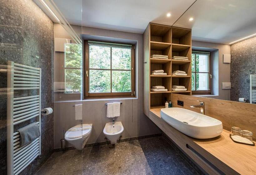 اتاق لوکس, Alpenflora