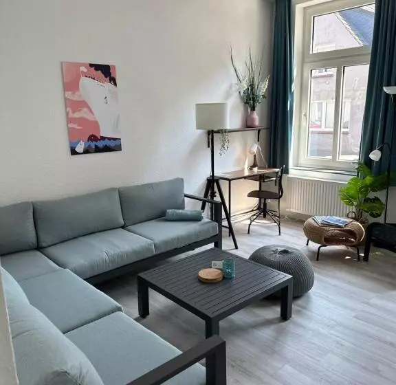１ベッドルームアパートメント, Dh  Deutsches Haus