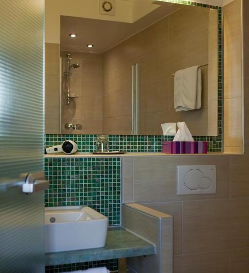 اتاق پریمیوم یک تخته, Erbprinzenhof