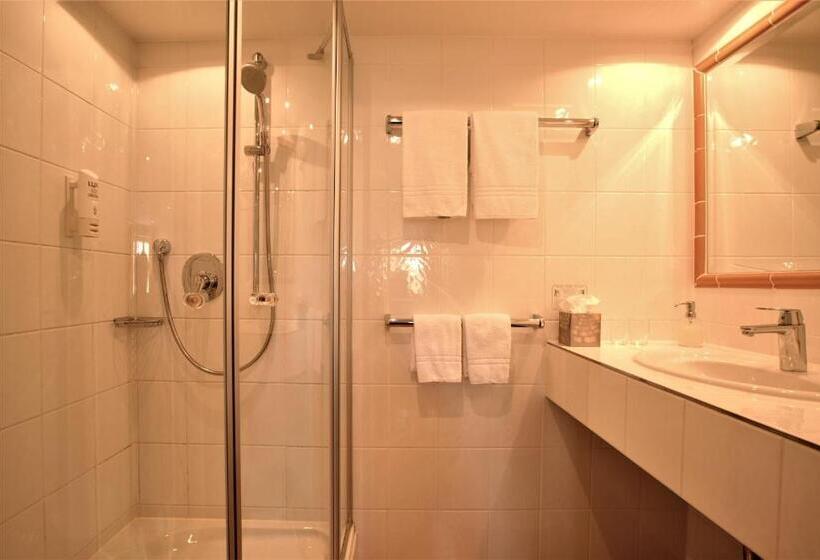 标准间, Kapler Alm