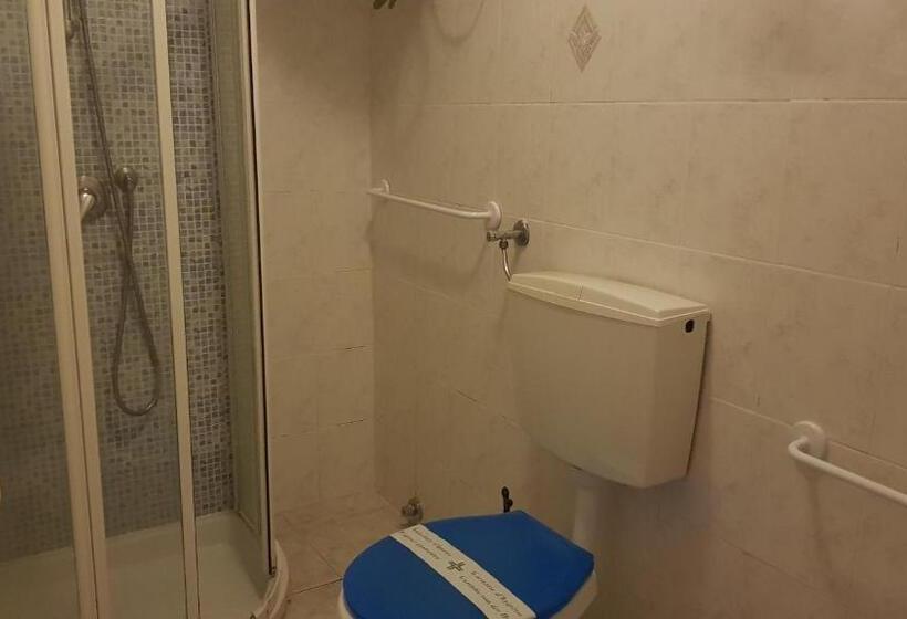 اتاق عادی, Locanda Dalla Compagnia