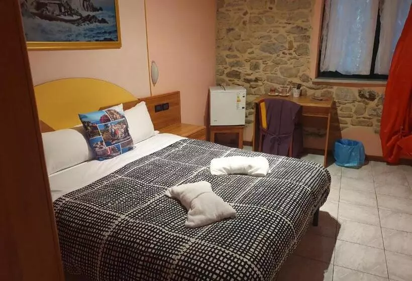 اتاق اکونومی, Locanda Dalla Compagnia