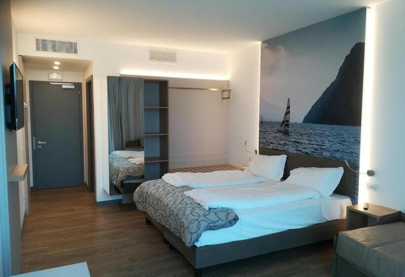 小型套房带泳池景, Locanda San Marco