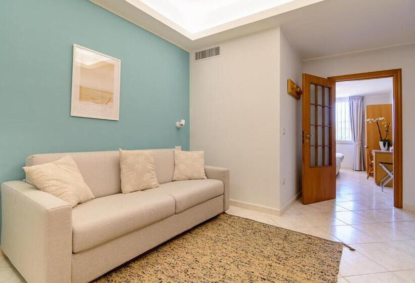 סוויטת ג'וניור משפחתית, Mandetta   Adults Only