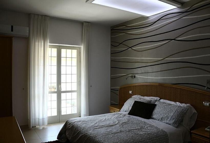 חדר סטנדרט לשלושה, Mandetta   Adults Only