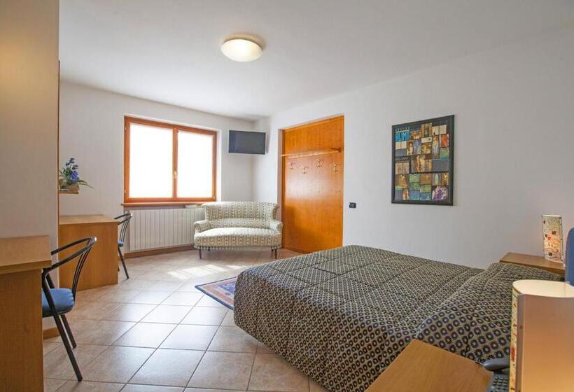 اتاق استاندارد, Max Meublè