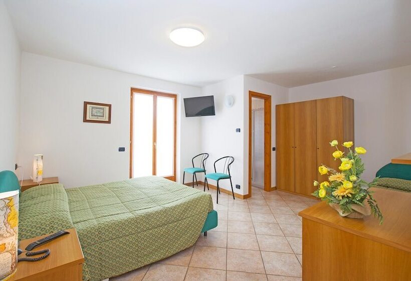 اتاق استاندارد, Max Meublè