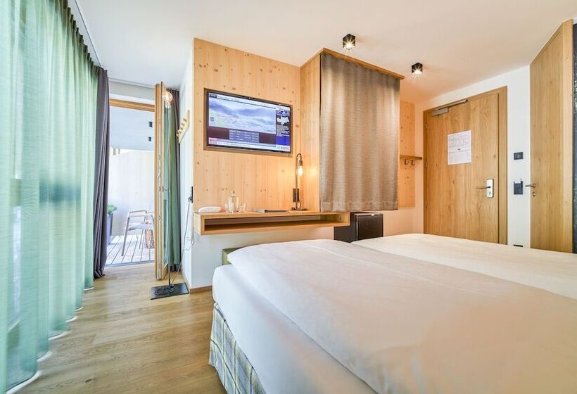 Номер Комфорт, Mountain Design Hotel Edenselva