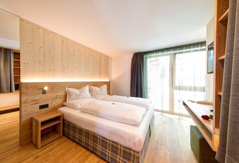 Номер Комфорт, Mountain Design Hotel Edenselva