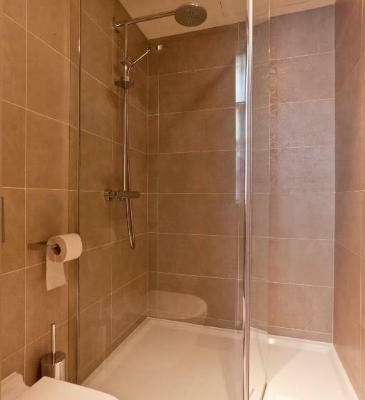 اتاق استاندارد, Neuvice