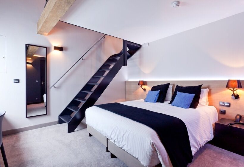 اتاق خانوادگی, Neuvice