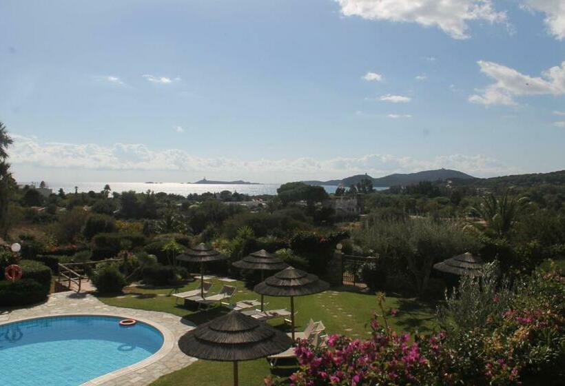 Номер Стандарт Вид на Море с Террасой, Residence Le Bouganville