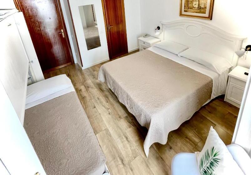 Chambre Triple Standard, S. Ercolano