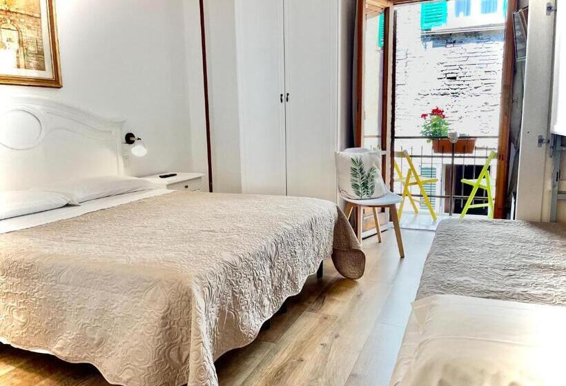 Chambre Triple Standard, S. Ercolano