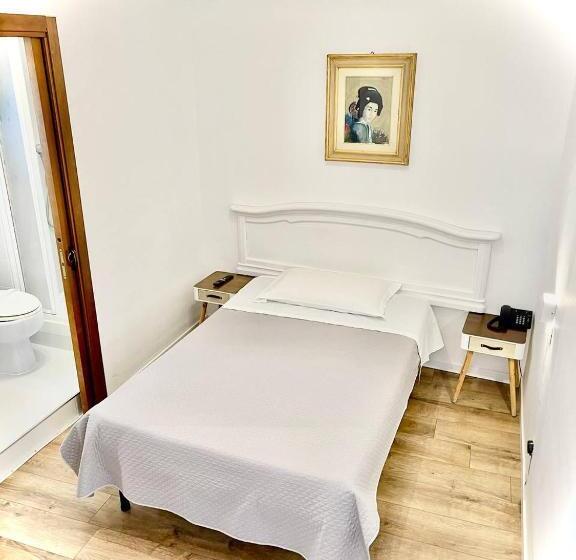 Chambre Standard Individuelle, S. Ercolano