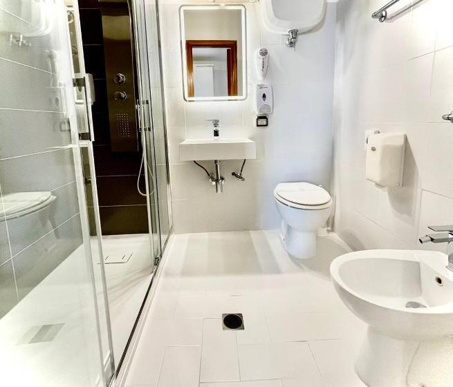 Chambre Quadruple Standard, S. Ercolano