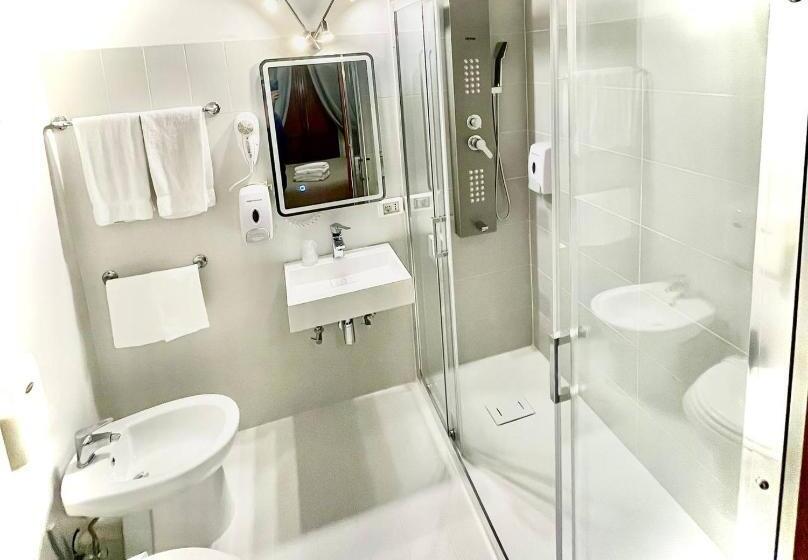 Chambre Quadruple Standard, S. Ercolano