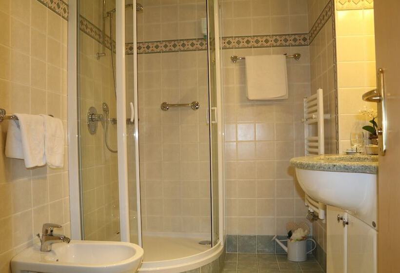 Классический Номер, Serena