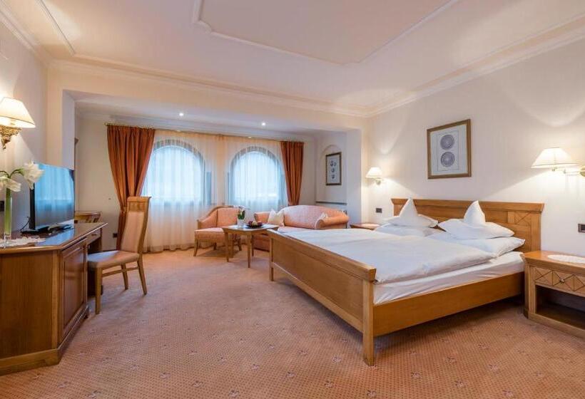 סוויטת ג'וניור, Romantik Hotel & Restaurant Stafler