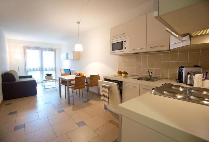 آپارتمان 1 خوابه, Lacroma Apart